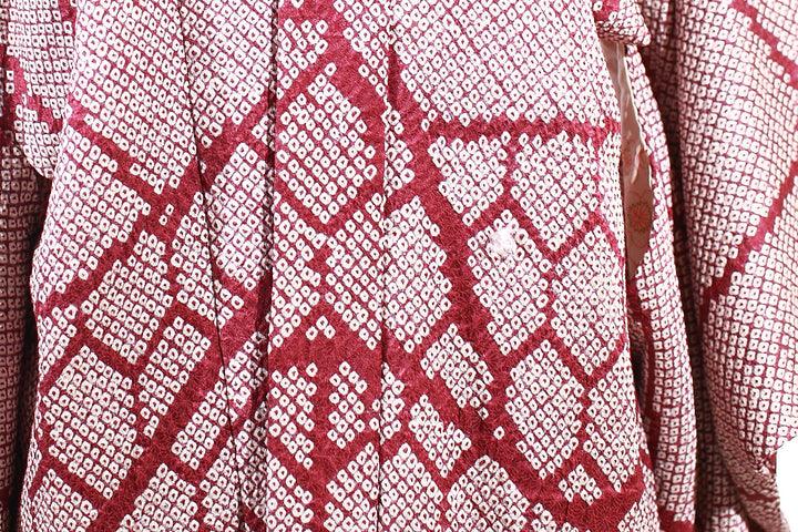 Vintage Japanese Shibori Haori Jacket - Cherry Blossom Grid Pattern in Red and White